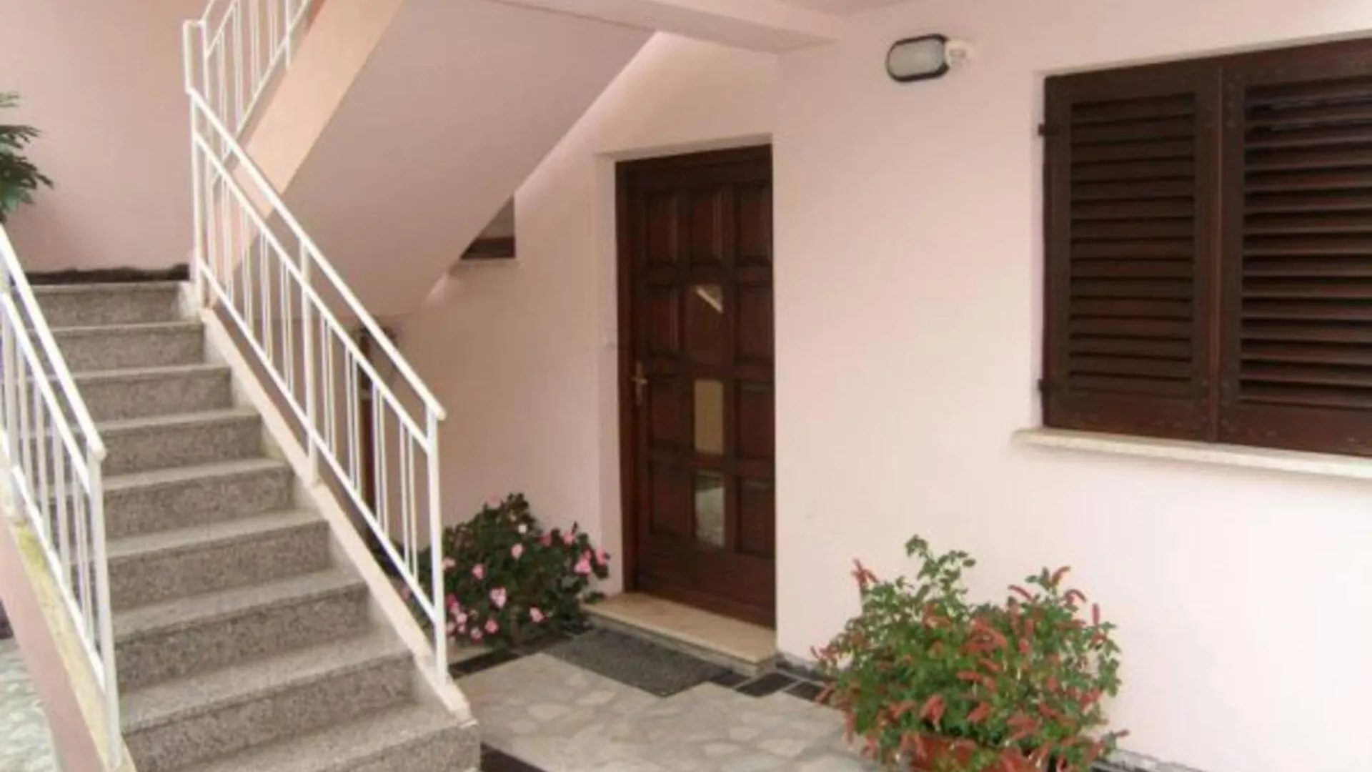 Gasthof Lorena Apartments In Pula Kroatien