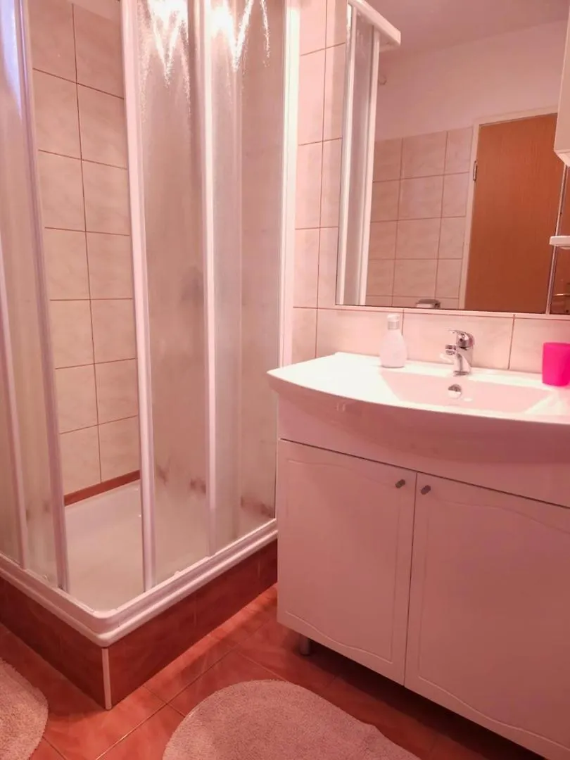 Lorena Apartments In Pula Kroatien