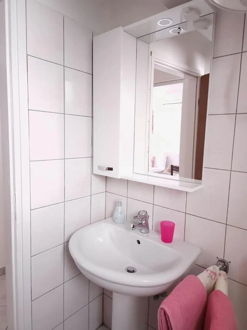Lorena Apartments In Pula 0*,