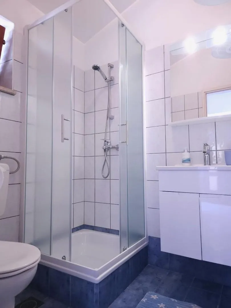 Lorena Apartments In Pula 0*,  Kroatien